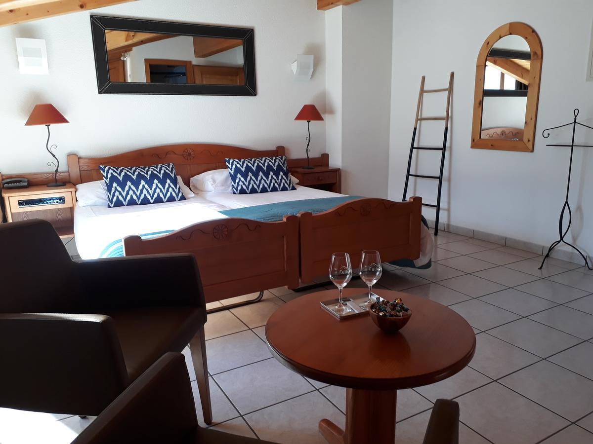 Hotel De Fully Ngoại thất bức ảnh